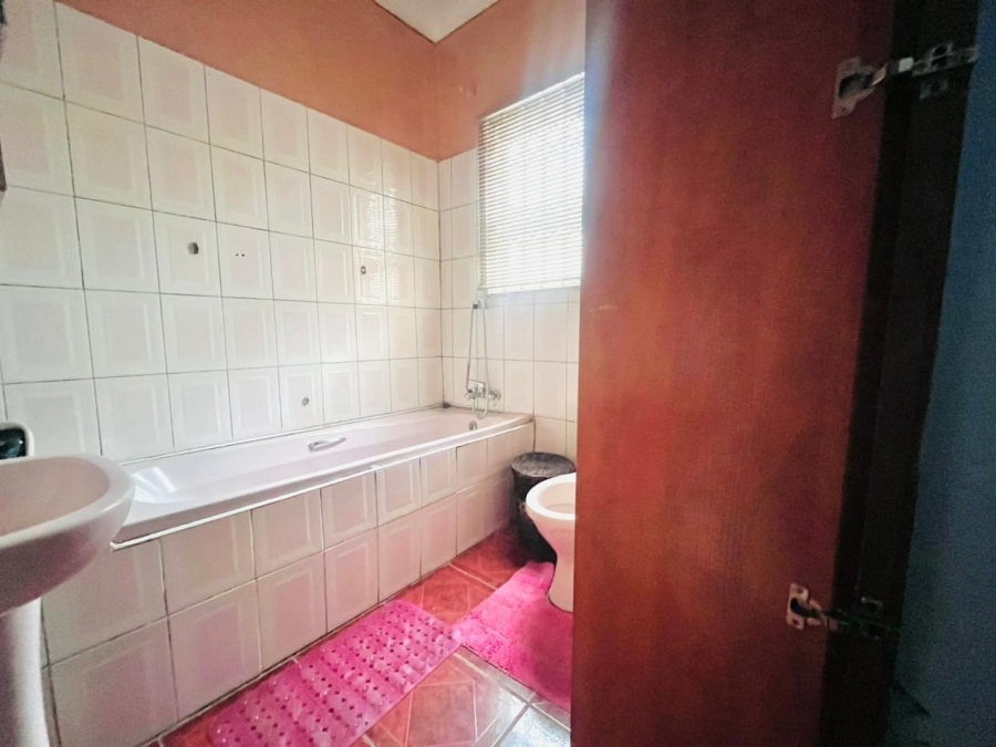 3 Bedroom Property for Sale in Mdantsane Eastern Cape